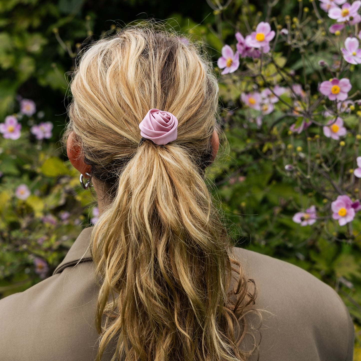 Rose rose élastique