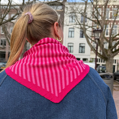 Triangle Scarf - Pink stripe - Small